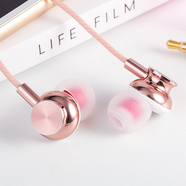 In Ear Earphones with Microphone Super Bass Stereo Hifi Earphone